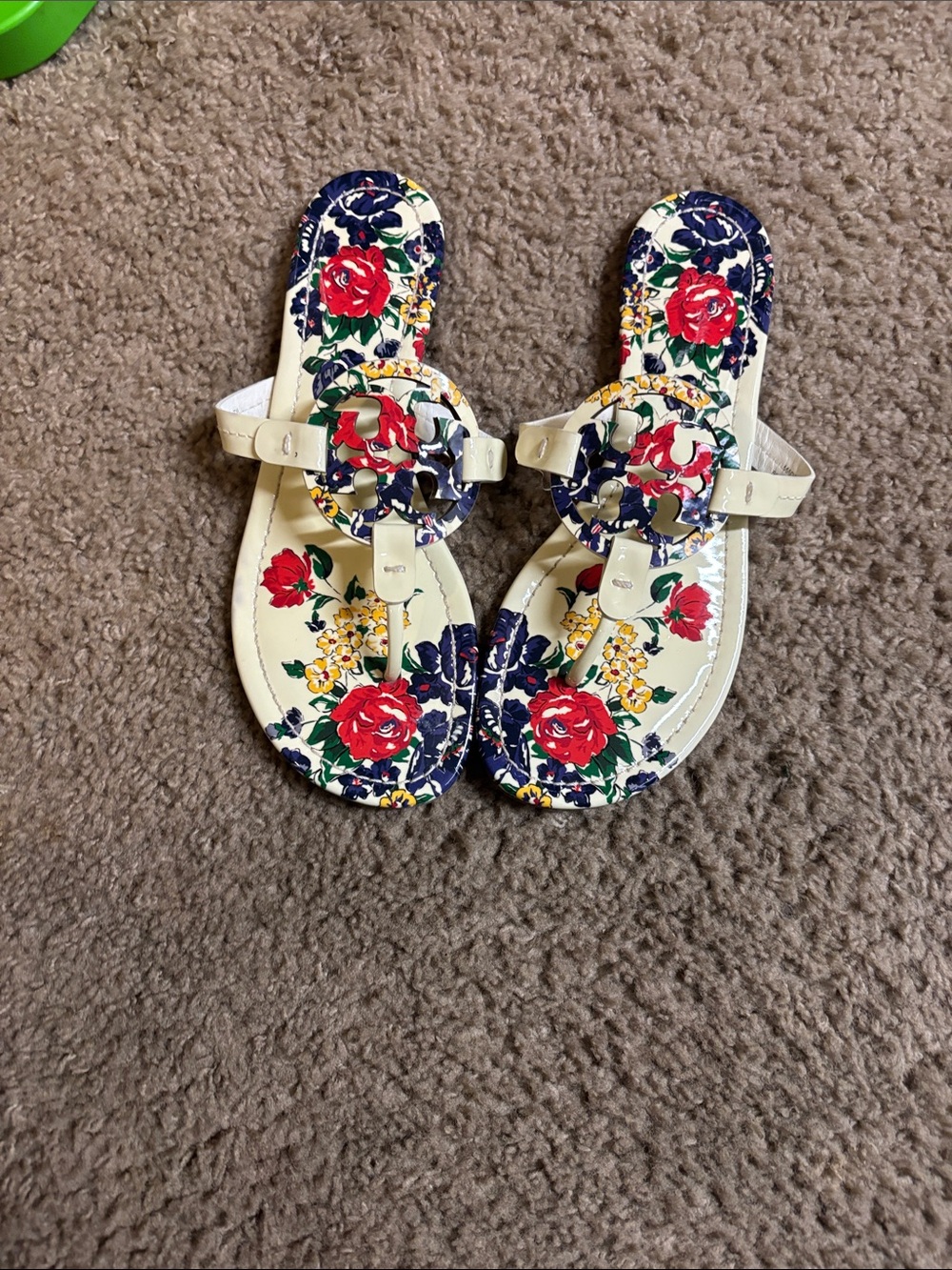 Tory Burch Miller patent thong sandals in the ivory tea rose floral print 8 1/2